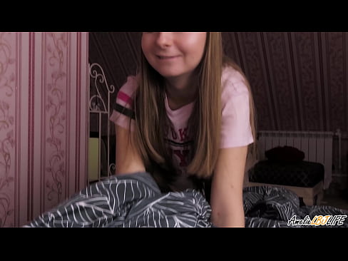 ❤️ Blondie хөхүүл түүний BFF-ийн гүн болон авдаг булэг нь түүний аманд Порно порно дээр mn.xxxshake.ru